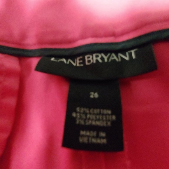 Pink Crops - Picture 2 of 3